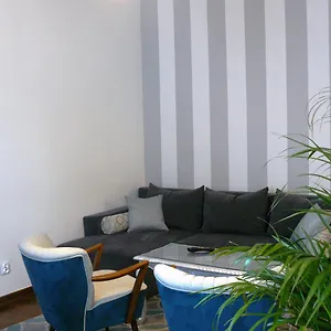 apartament-chmielna.warsawhotelspoland.com/